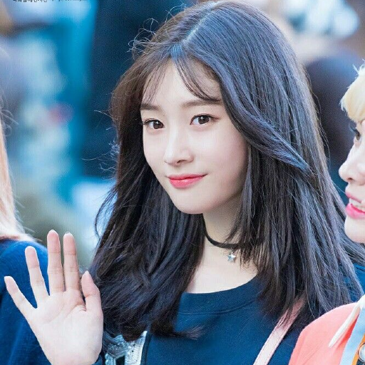 Chaeyeon gallery image