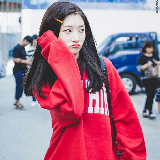 Chaeyeon gallery image