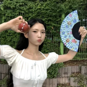 LEE SONGHYUN