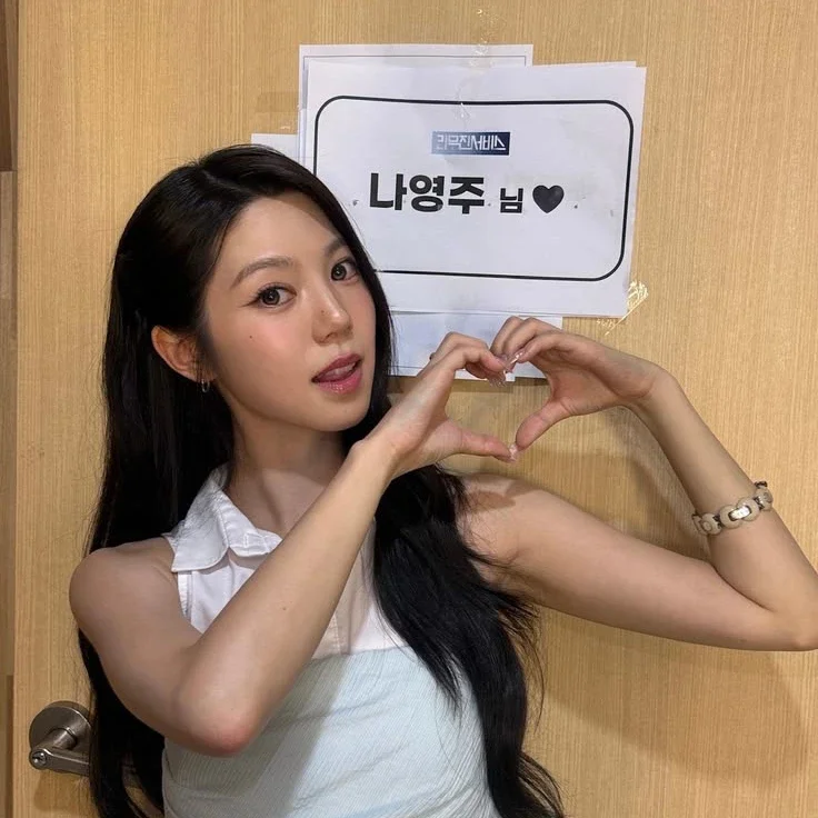 NA YEONGJOO gallery image