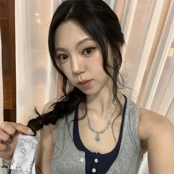 NA YEONGJOO gallery image