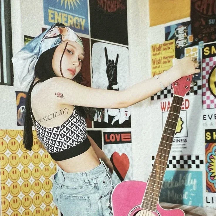 Siyeon gallery image