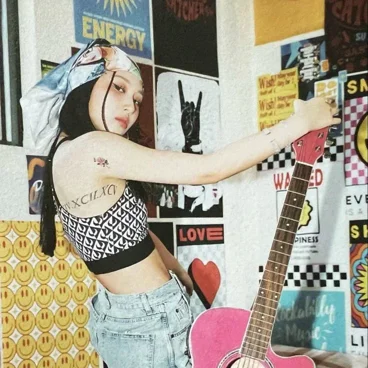 Siyeon 4