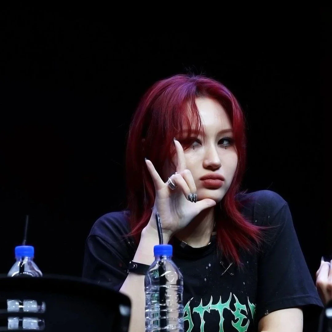 Siyeon gallery image
