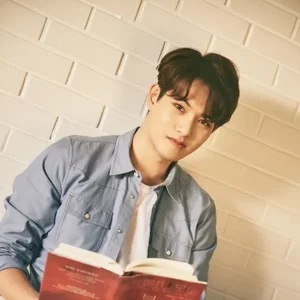 Lee Jonghyun gallery image