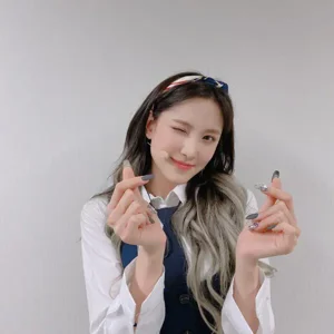 Simyeong gallery image