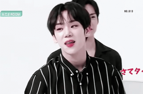Kim Byeongkwan gif