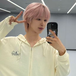 Tomoya gallery image