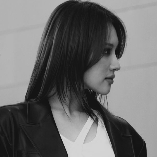 Siyeon gallery image