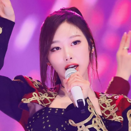 Giselle gallery image