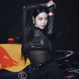 Chungha gallery image