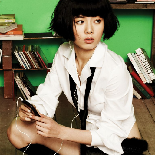 Hyuna gallery image