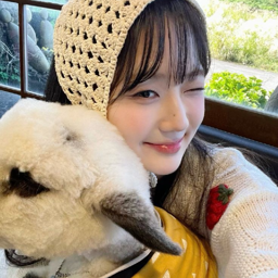 Yoon SeoYeon gallery image