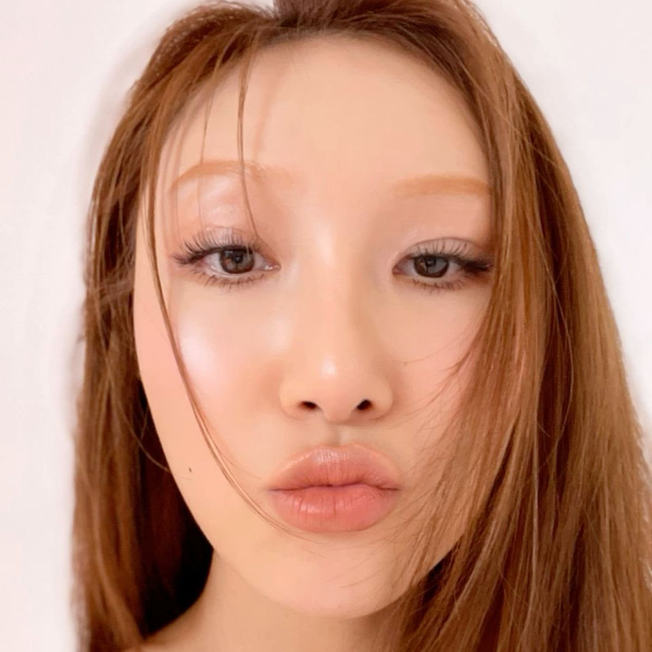 Hwasa gallery image