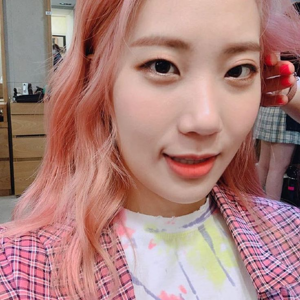 Jiyoon gallery image