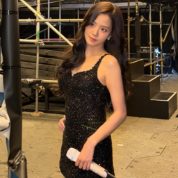Jisoo gallery image