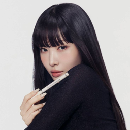 Chungha gallery image