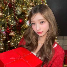 Hyerin gallery image