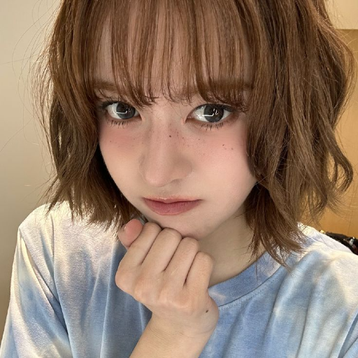 Lily gallery image