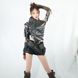 Long Yunzhu gallery image