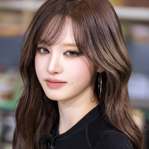 Liz gallery image