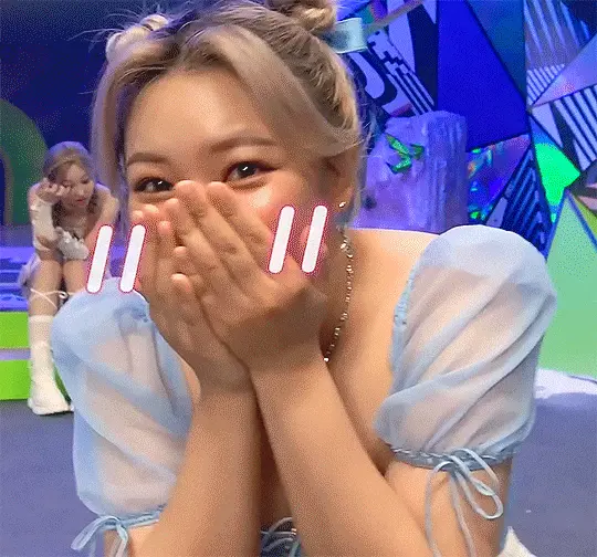 Jeongyeon gif