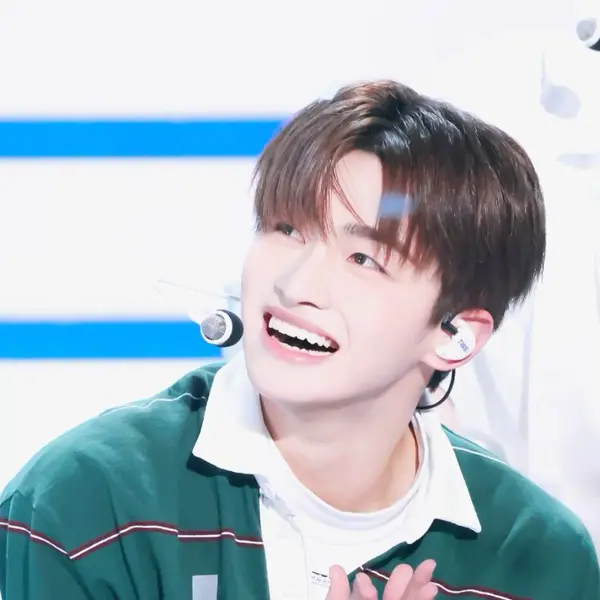 Jihoon gallery image