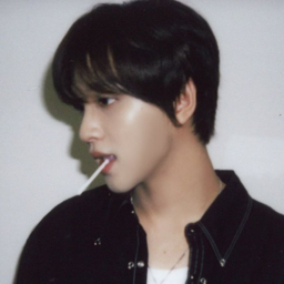 Haechan gallery image