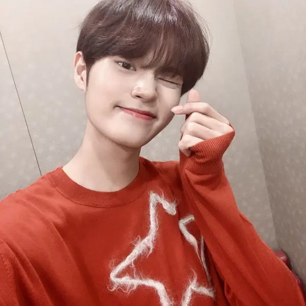 Daehwi gallery image