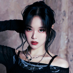 Hyunjin gallery image