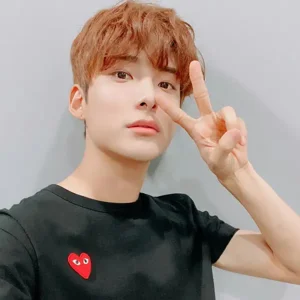 Junhee gallery image