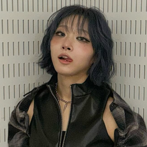 Jisoo gallery image