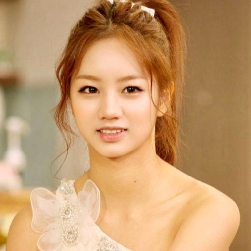 Hyeri gallery image