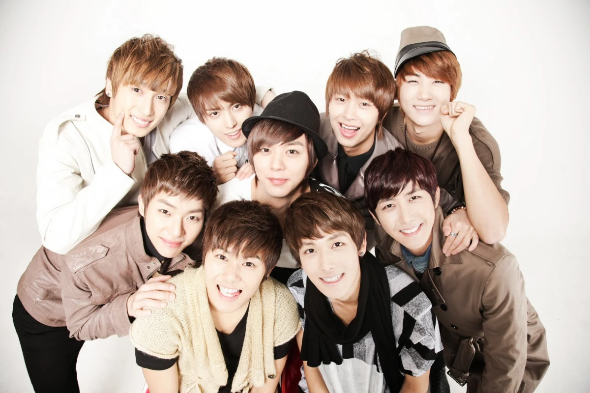 ZE:A photo