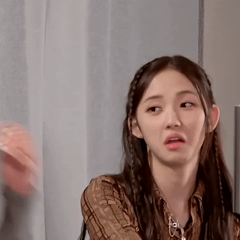 Kim ChaeYeon gif