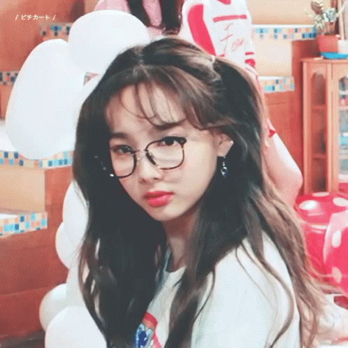 Nayeon gif