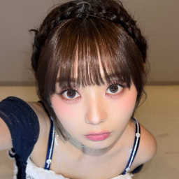 Hyeonju gallery image