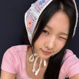 Yeonjung gallery image