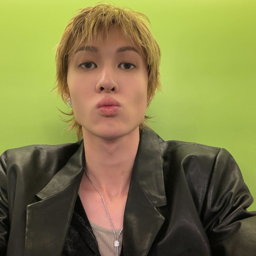 Martin gallery image