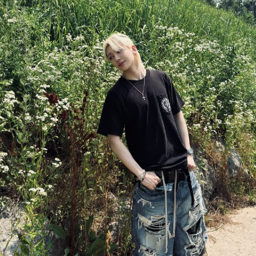 Junhyeok gallery image