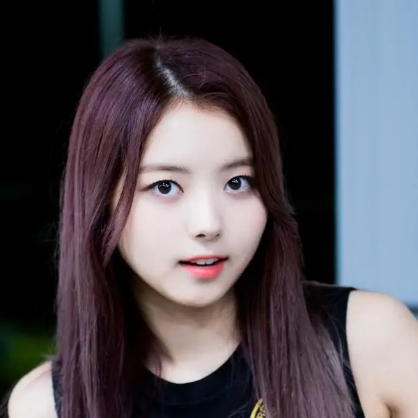 Gambar galeri Nayoung
