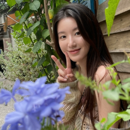 Shuhua gallery image