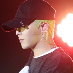 G-Dragon gallery image