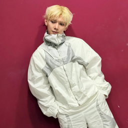 Yeosang gallery image