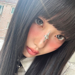 YunSeo gallery image