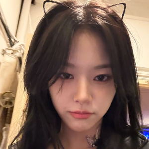 HyunJin gallery image