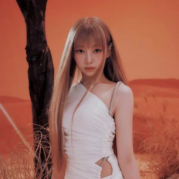 Nana gallery image