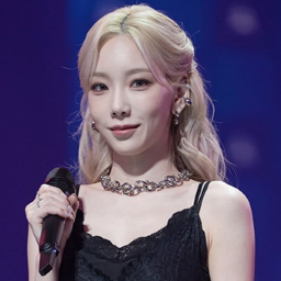 Taeyeon gallery image