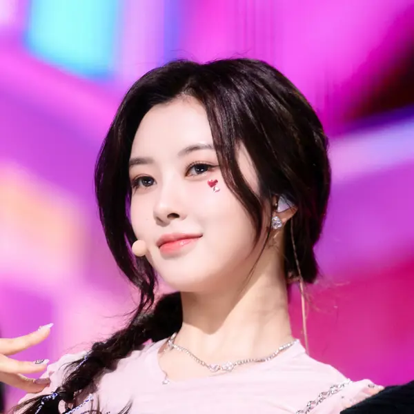 Dayeon gallery image