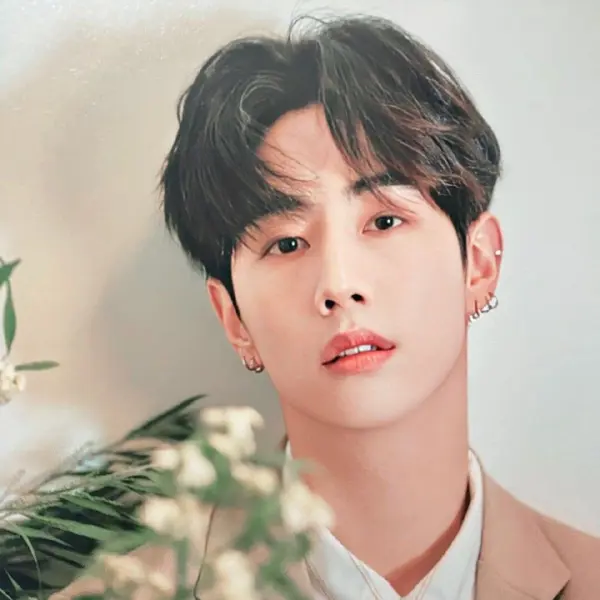 Mark gallery image
